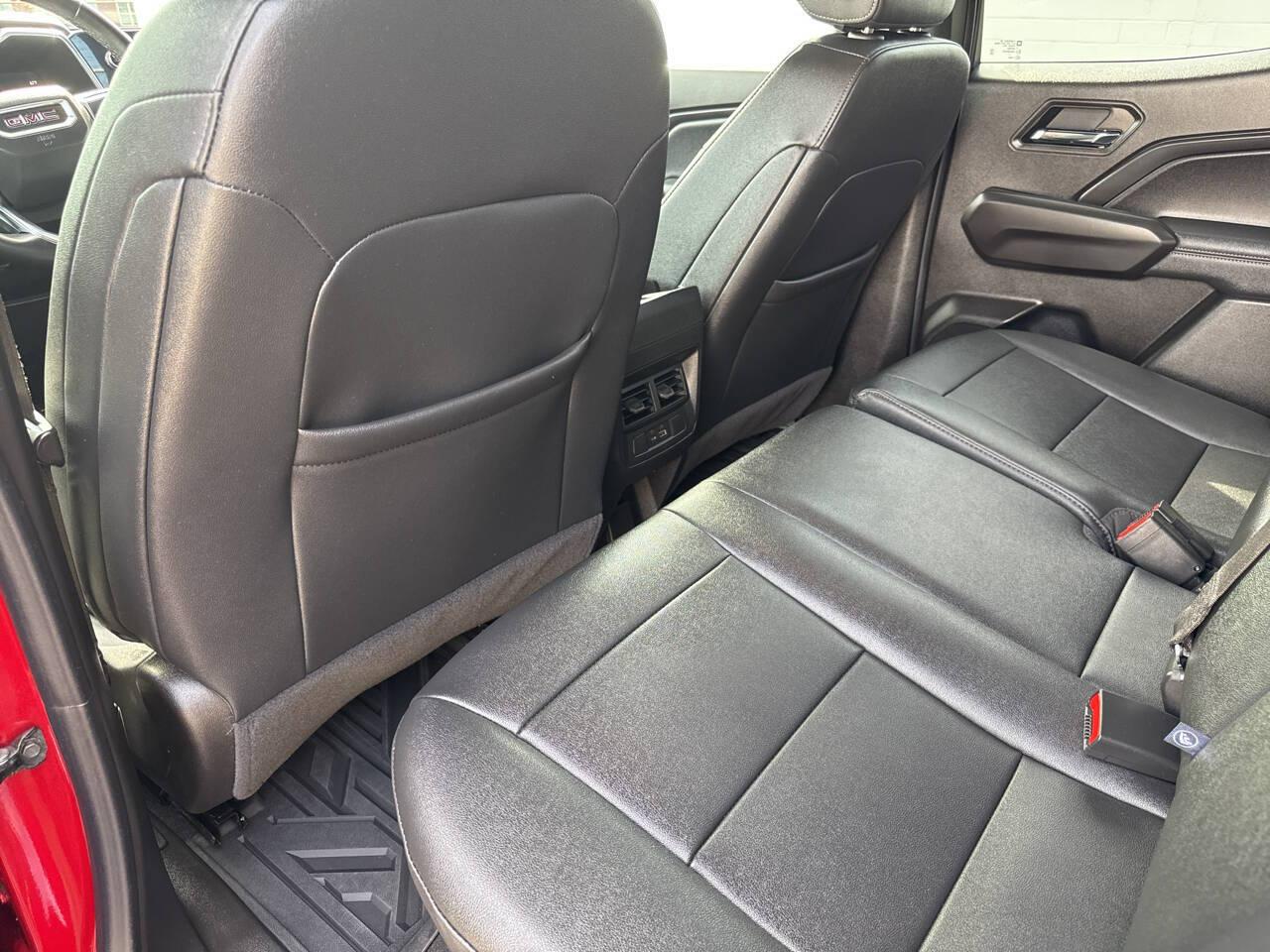 2025 GMC Canyon