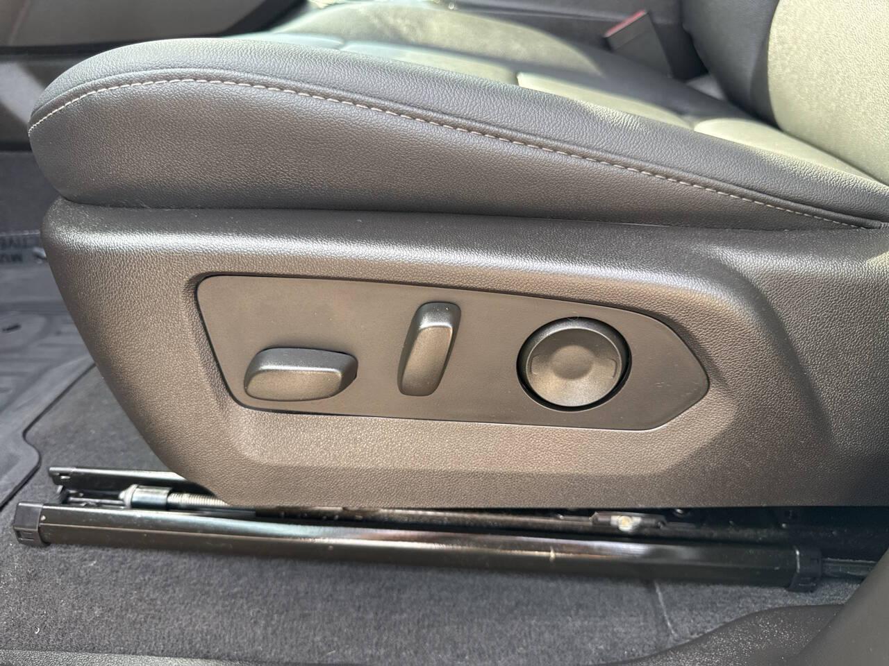 2025 GMC Canyon