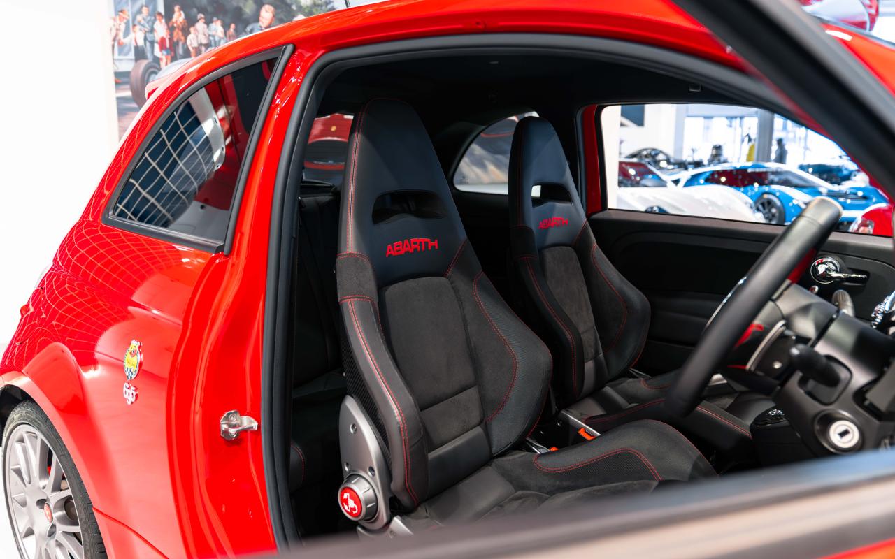 2010 Abarth 695 Tributo Ferrari