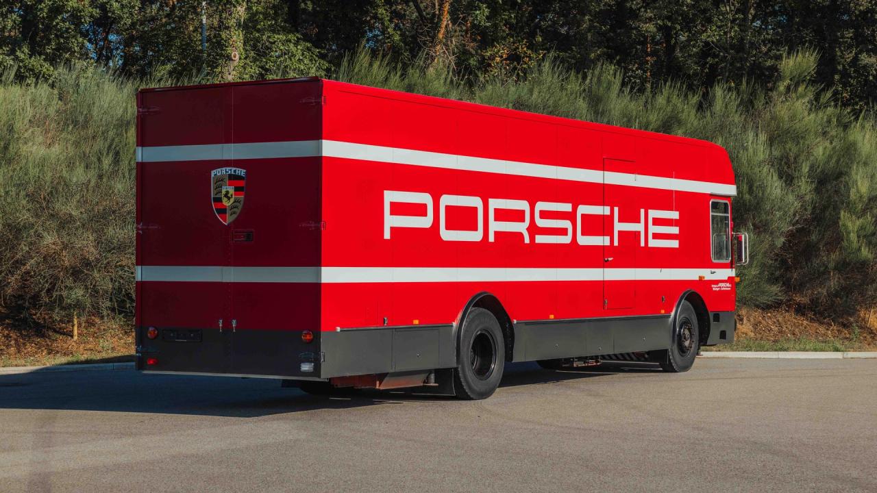 1974 Mercedes - Benz O 317 Porsche Renntransporter Tribute