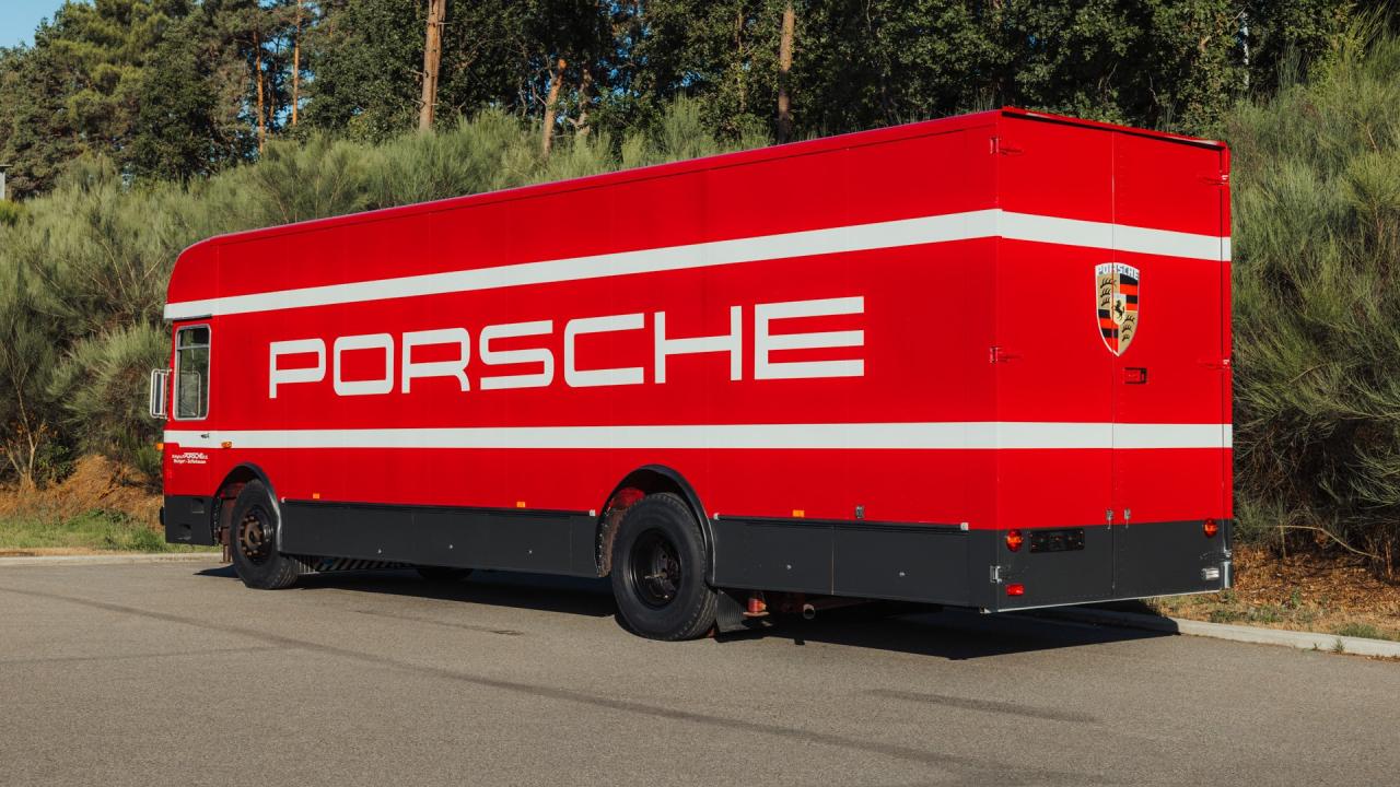 1974 Mercedes - Benz O 317 Porsche Renntransporter Tribute