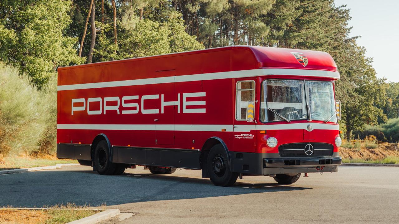 1974 Mercedes - Benz O 317 Porsche Renntransporter Tribute