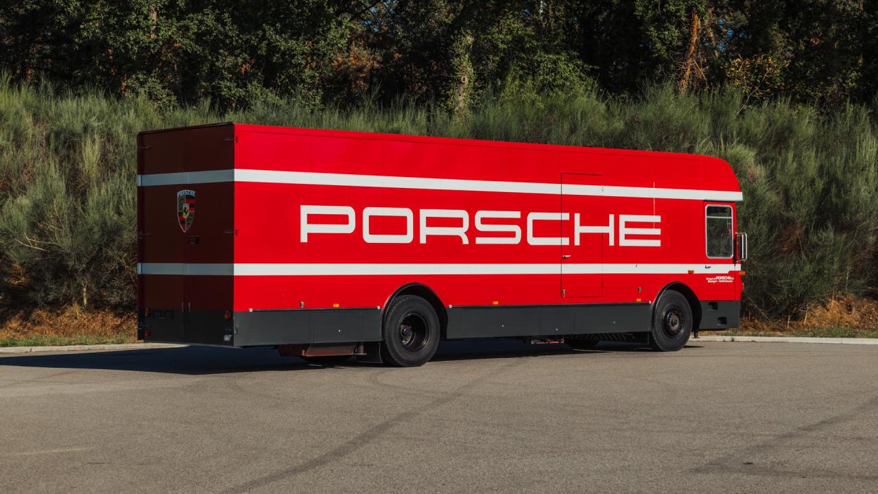 1974 Mercedes - Benz O 317 Porsche Renntransporter Tribute