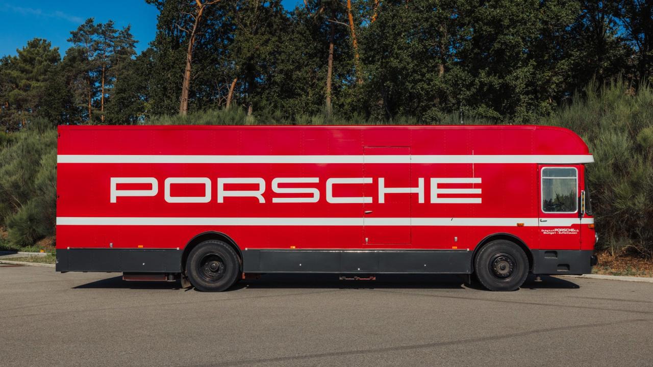 1974 Mercedes - Benz O 317 Porsche Renntransporter Tribute
