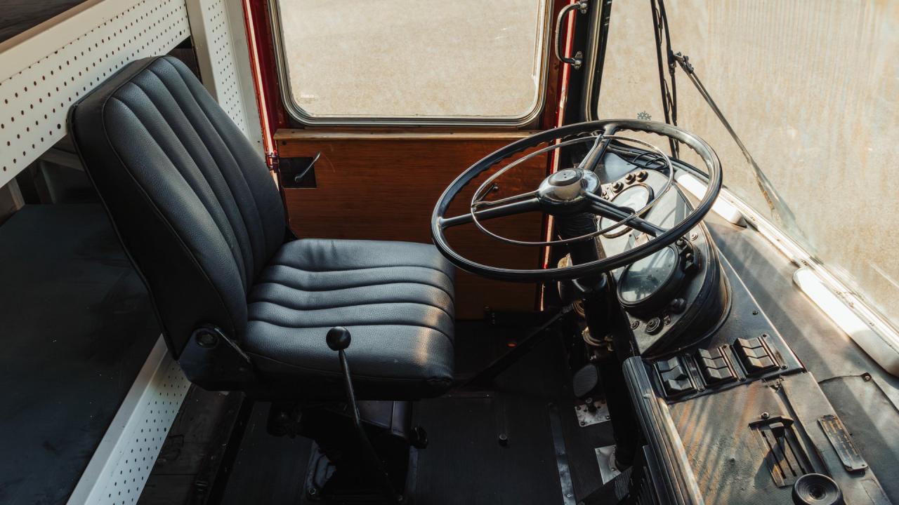 1974 Mercedes - Benz O 317 Porsche Renntransporter Tribute