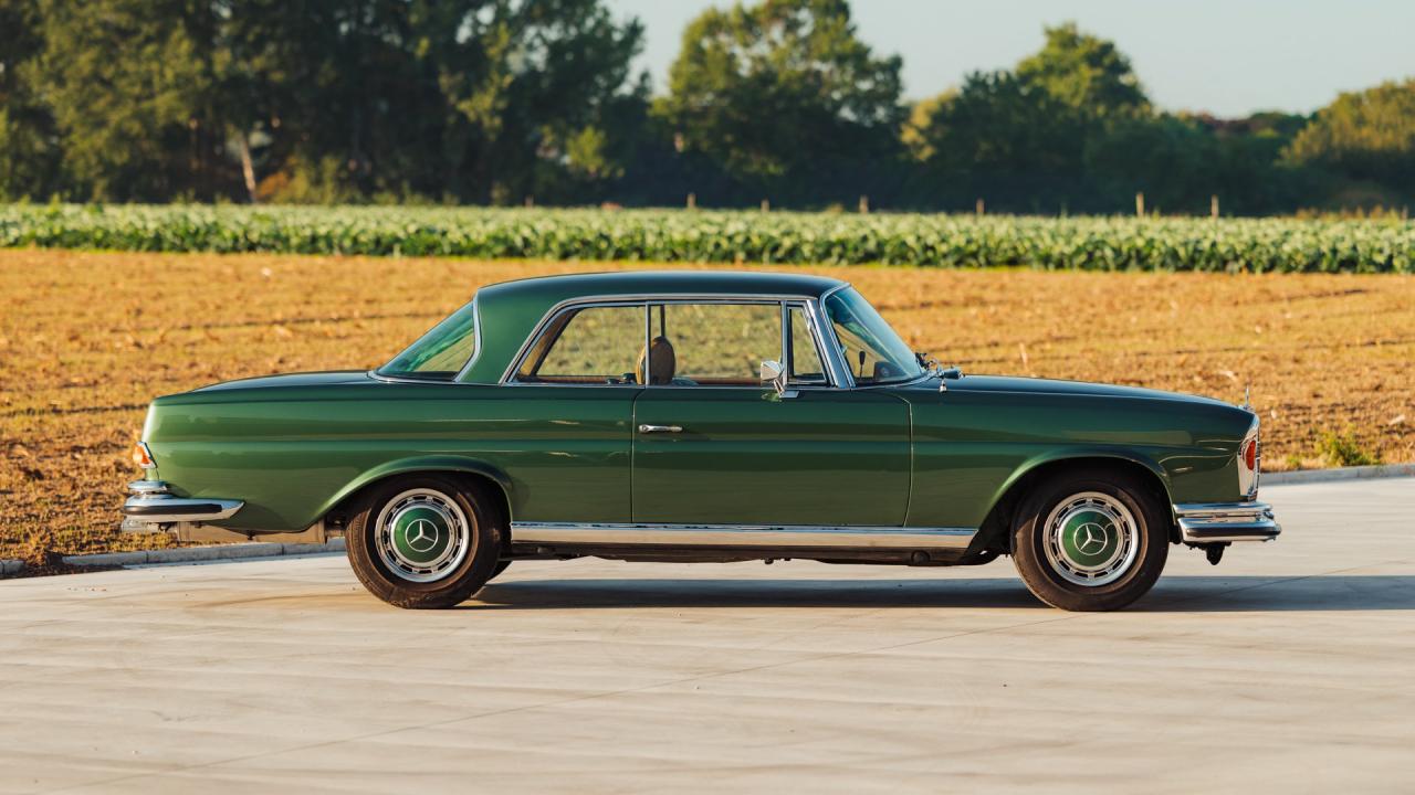1971 Mercedes - Benz 280 SE 3.5 Coup&eacute;