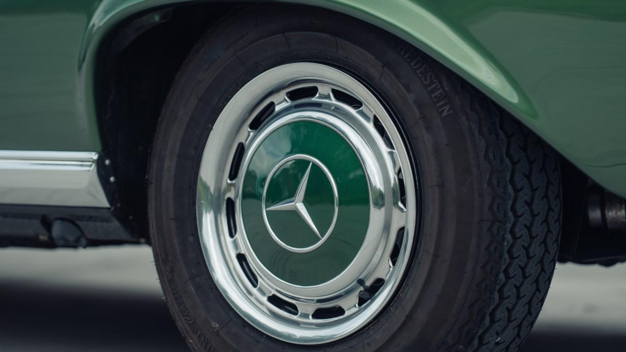 1971 Mercedes - Benz 280 SE 3.5 Coup&eacute;