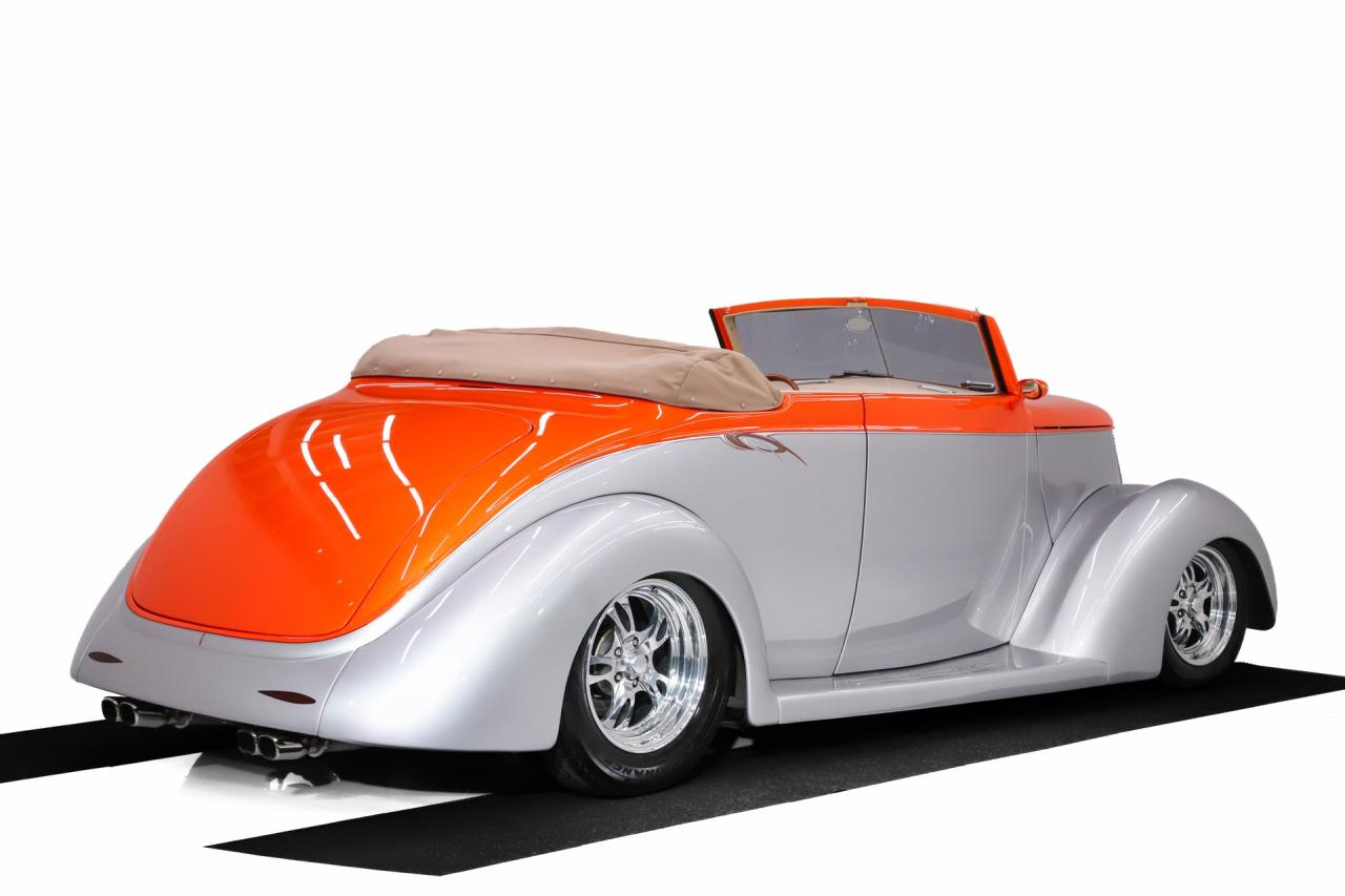 1937 Ford Cabriolet