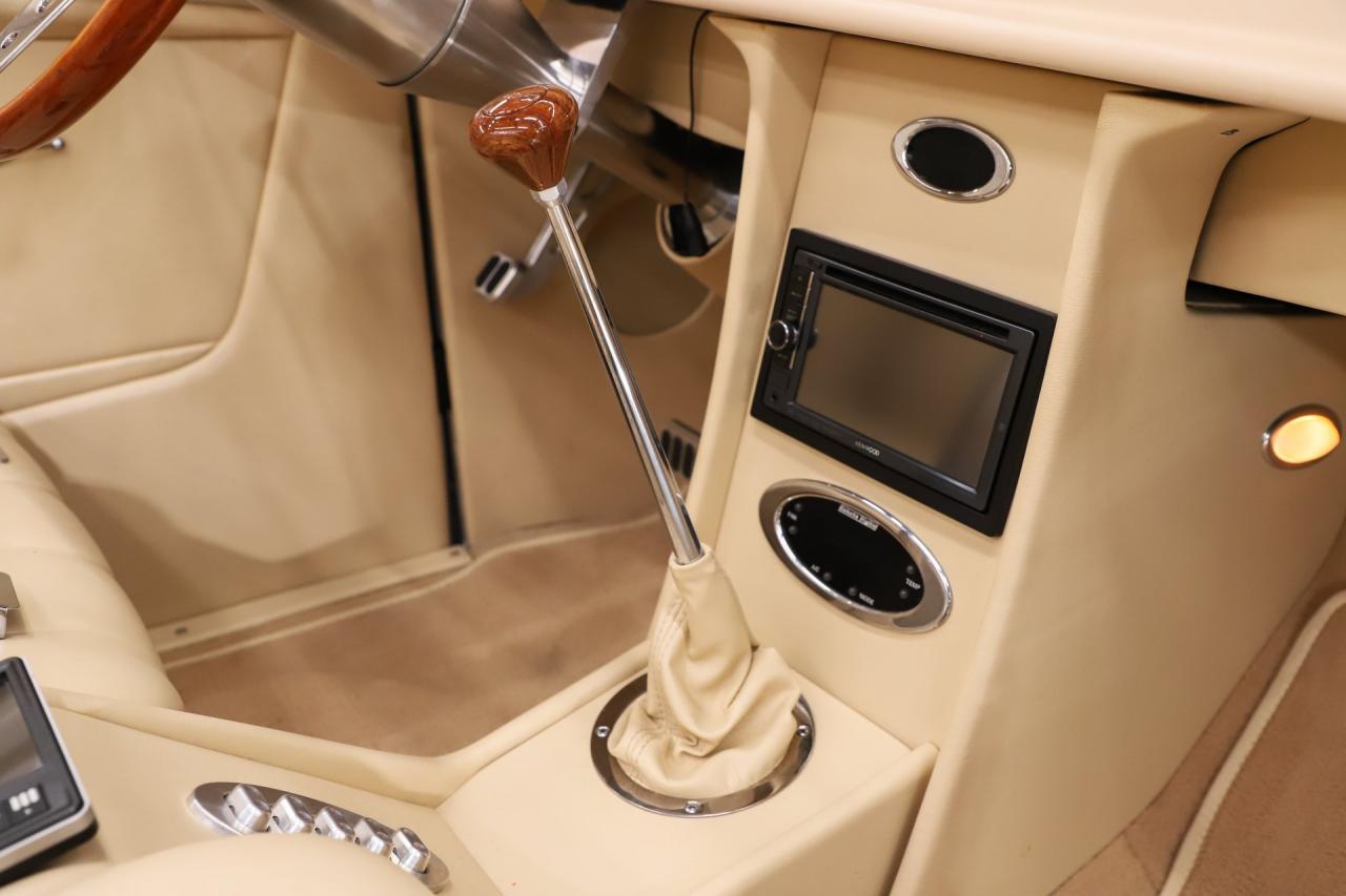 1937 Ford Cabriolet