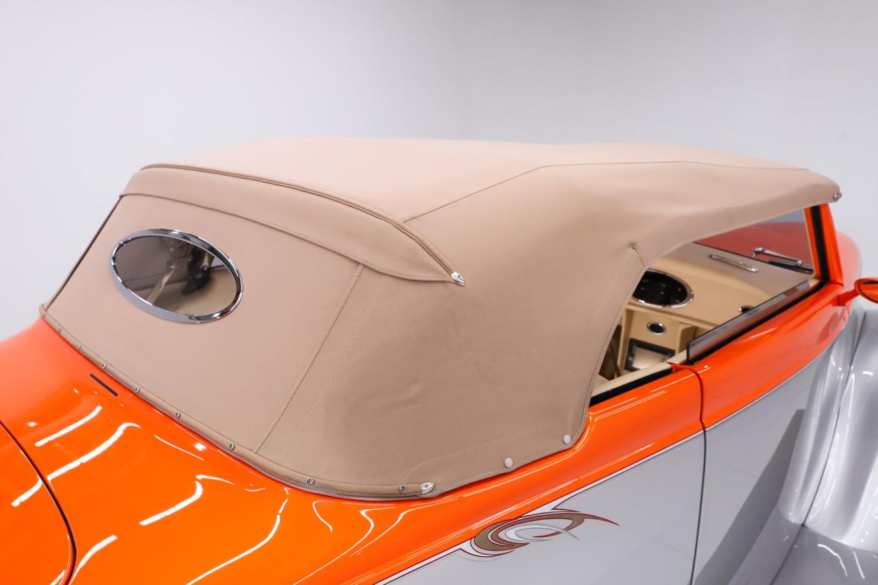 1937 Ford Cabriolet