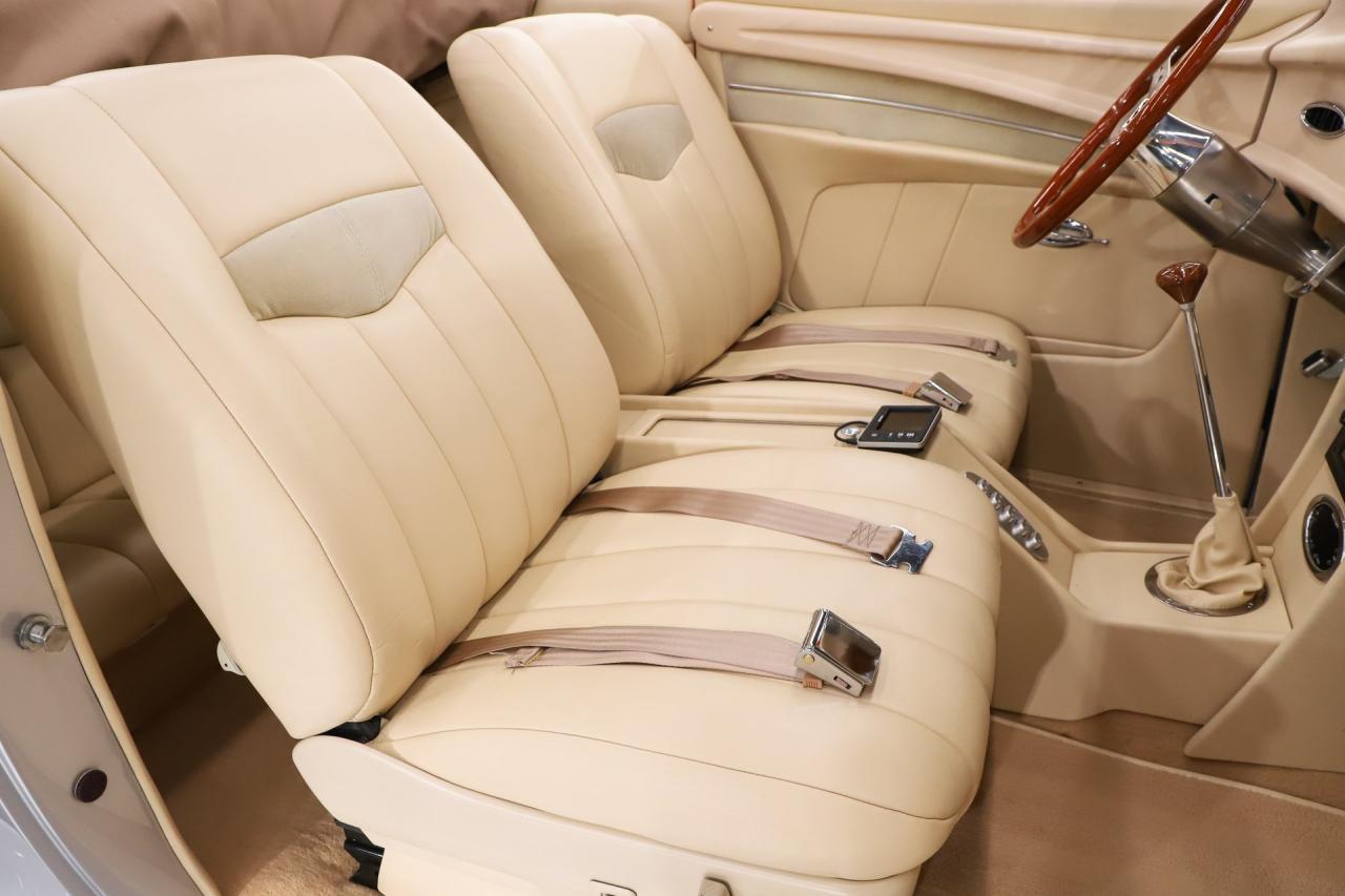 1937 Ford Cabriolet
