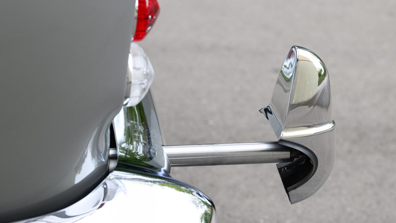 2020 Aston Martin DB5 Goldfinger Edition