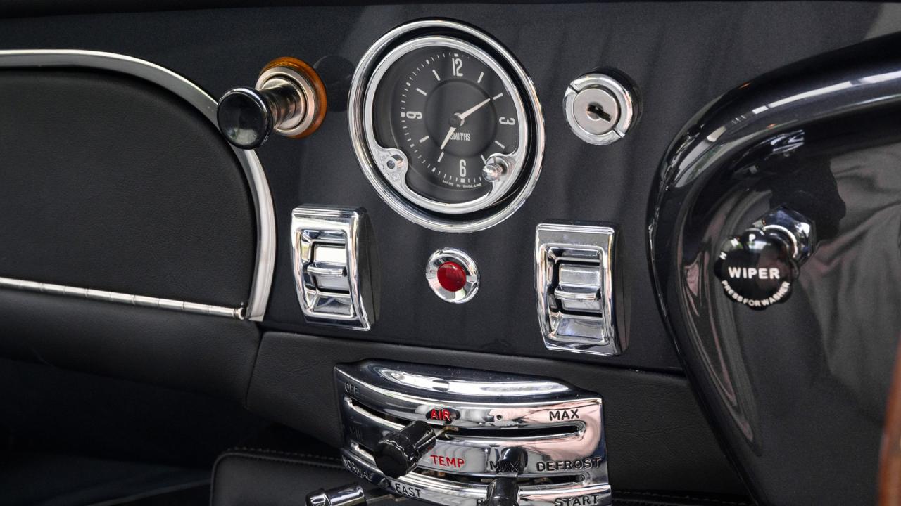 2020 Aston Martin DB5 Goldfinger Edition