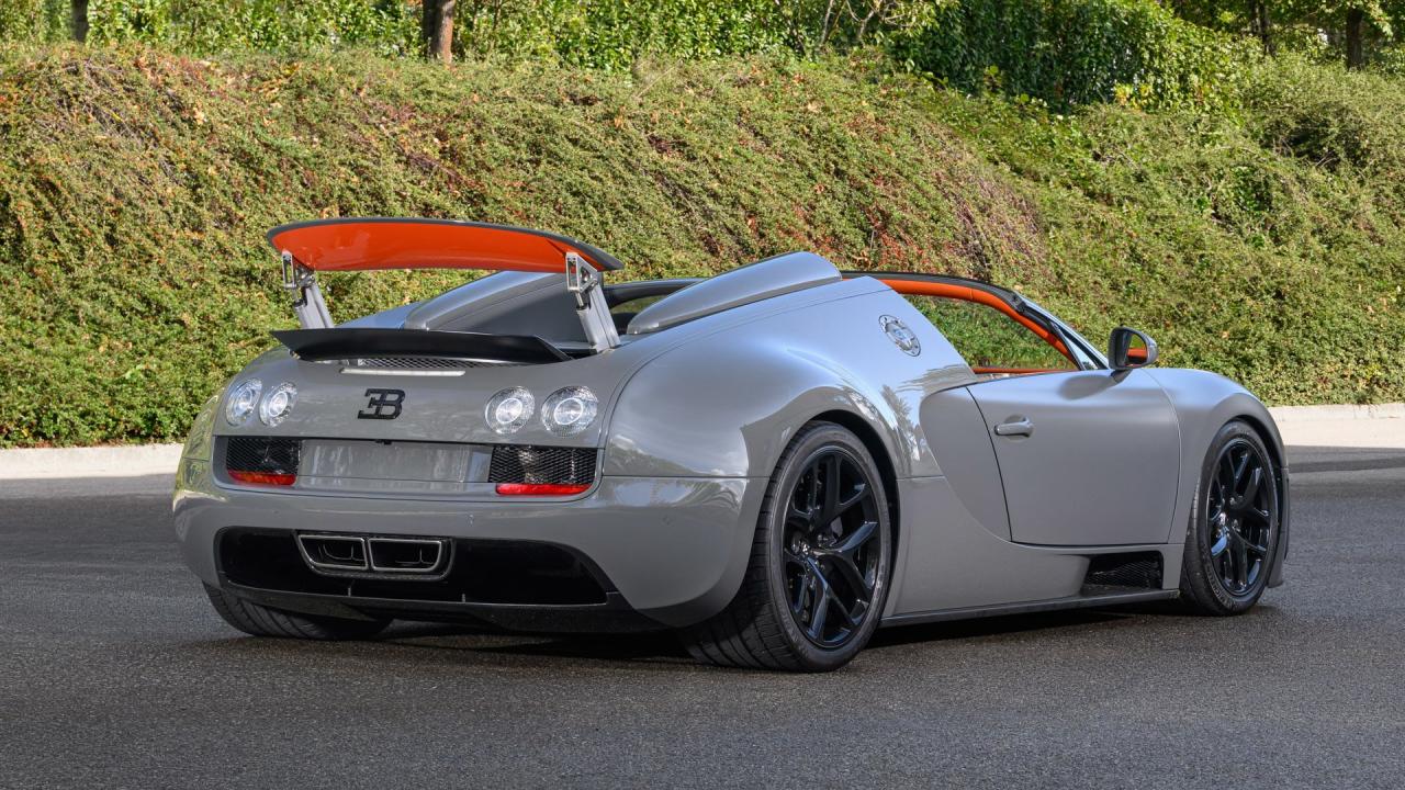 2012 Bugatti Veyron 16.4 Grand Sport Vitesse ex-Geneva Motorshow 2012