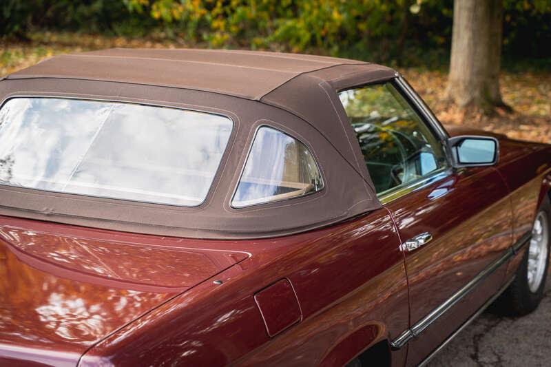 1985 Mercedes - Benz 380SL