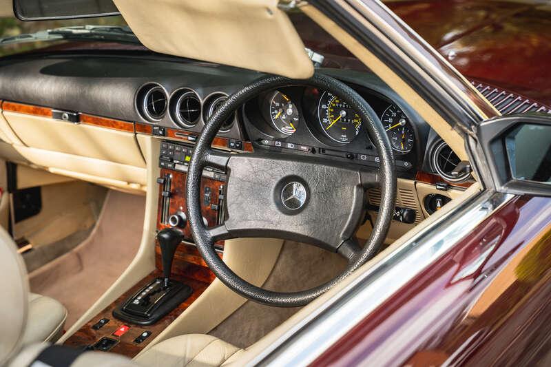 1985 Mercedes - Benz 380SL