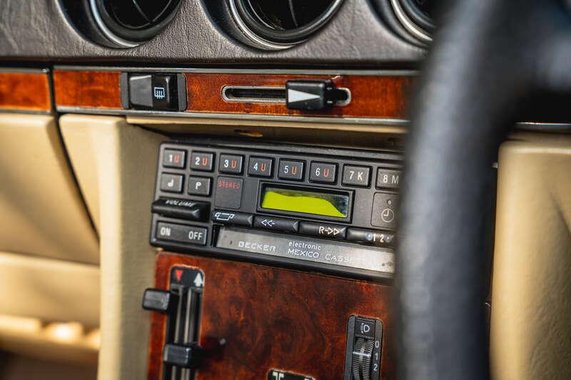 1985 Mercedes - Benz 380SL