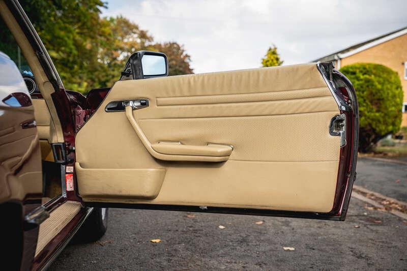 1985 Mercedes - Benz 380SL