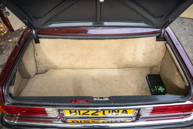 1985 Mercedes - Benz 380SL