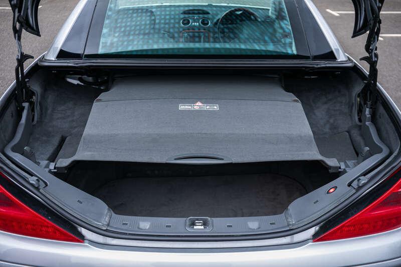 2004 Mercedes - Benz SL500