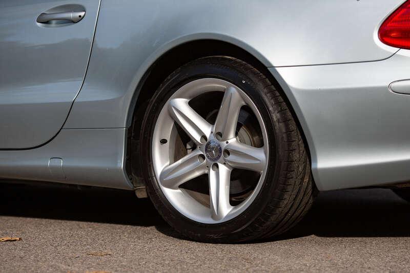 2003 Mercedes - Benz SL500