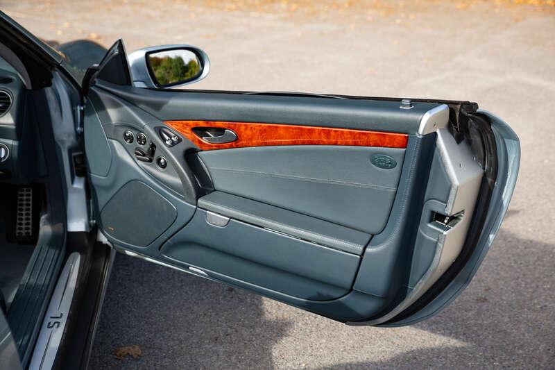2003 Mercedes - Benz SL500