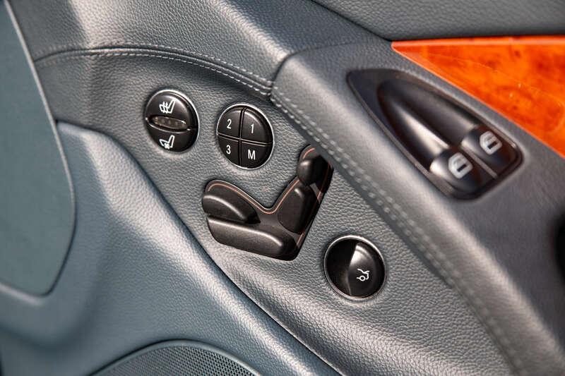 2003 Mercedes - Benz SL500