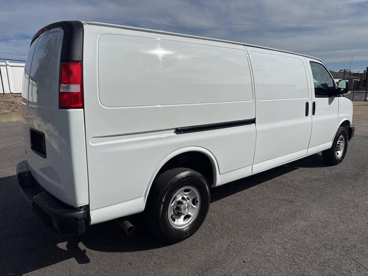 2022 Chevrolet Express