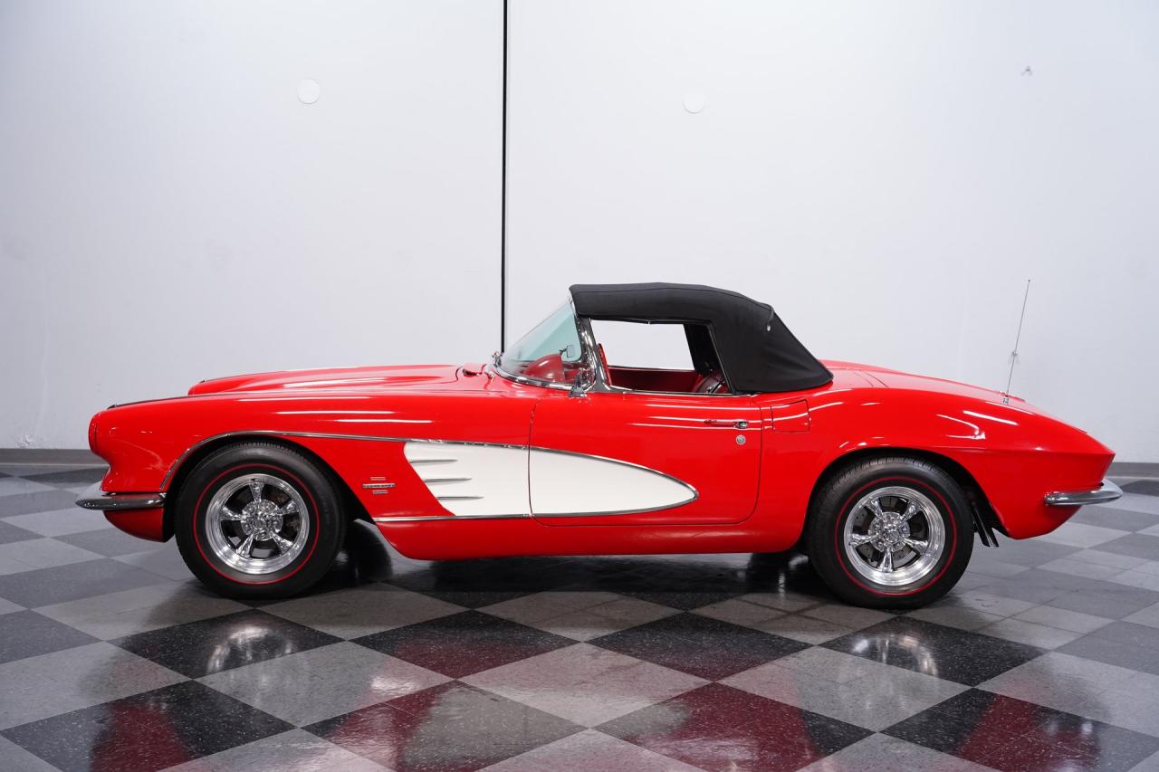 1961 Chevrolet Corvette Convertible