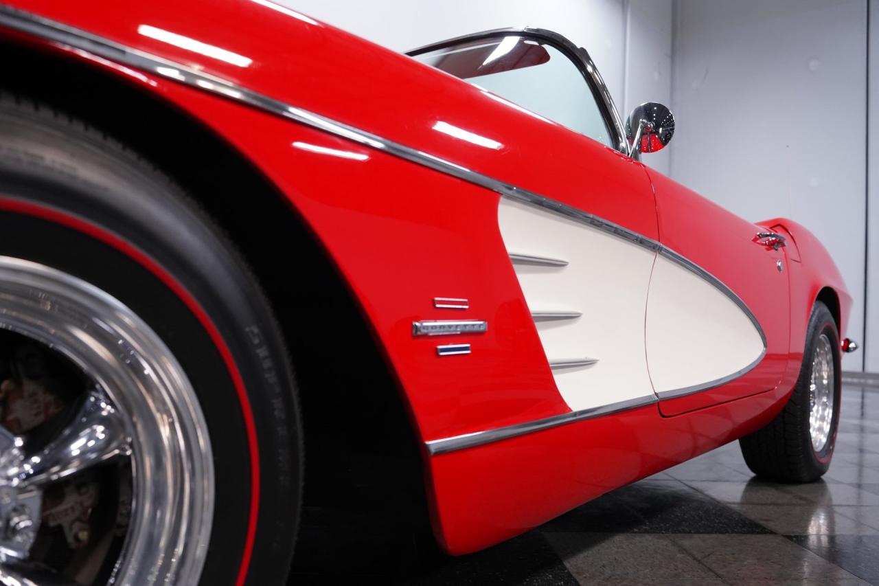 1961 Chevrolet Corvette Convertible