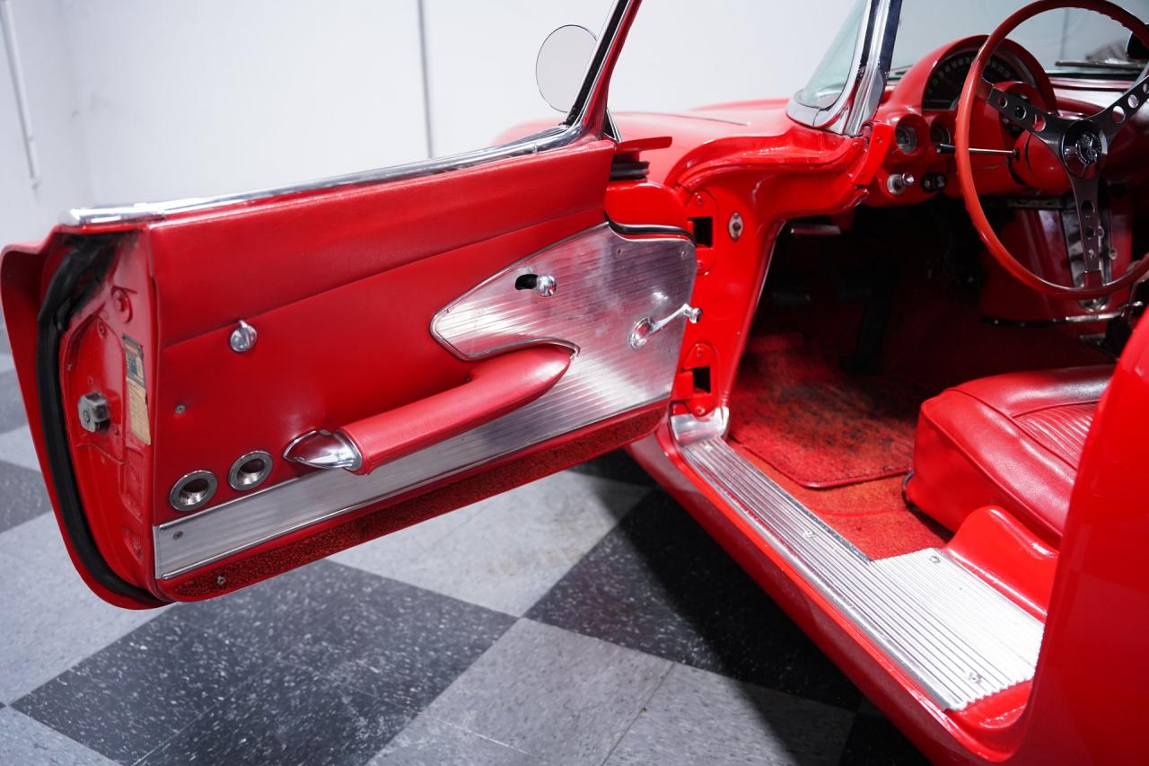 1961 Chevrolet Corvette Convertible