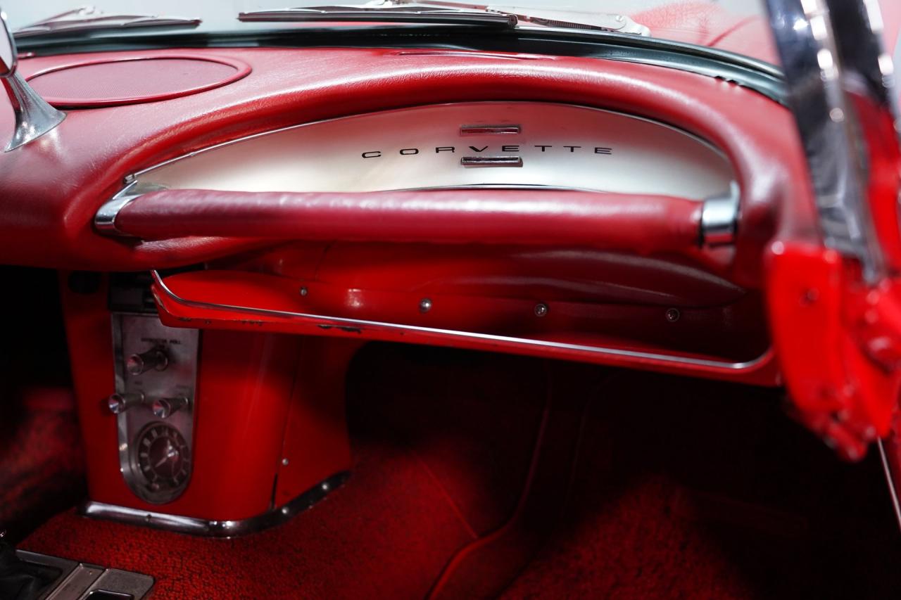 1961 Chevrolet Corvette Convertible