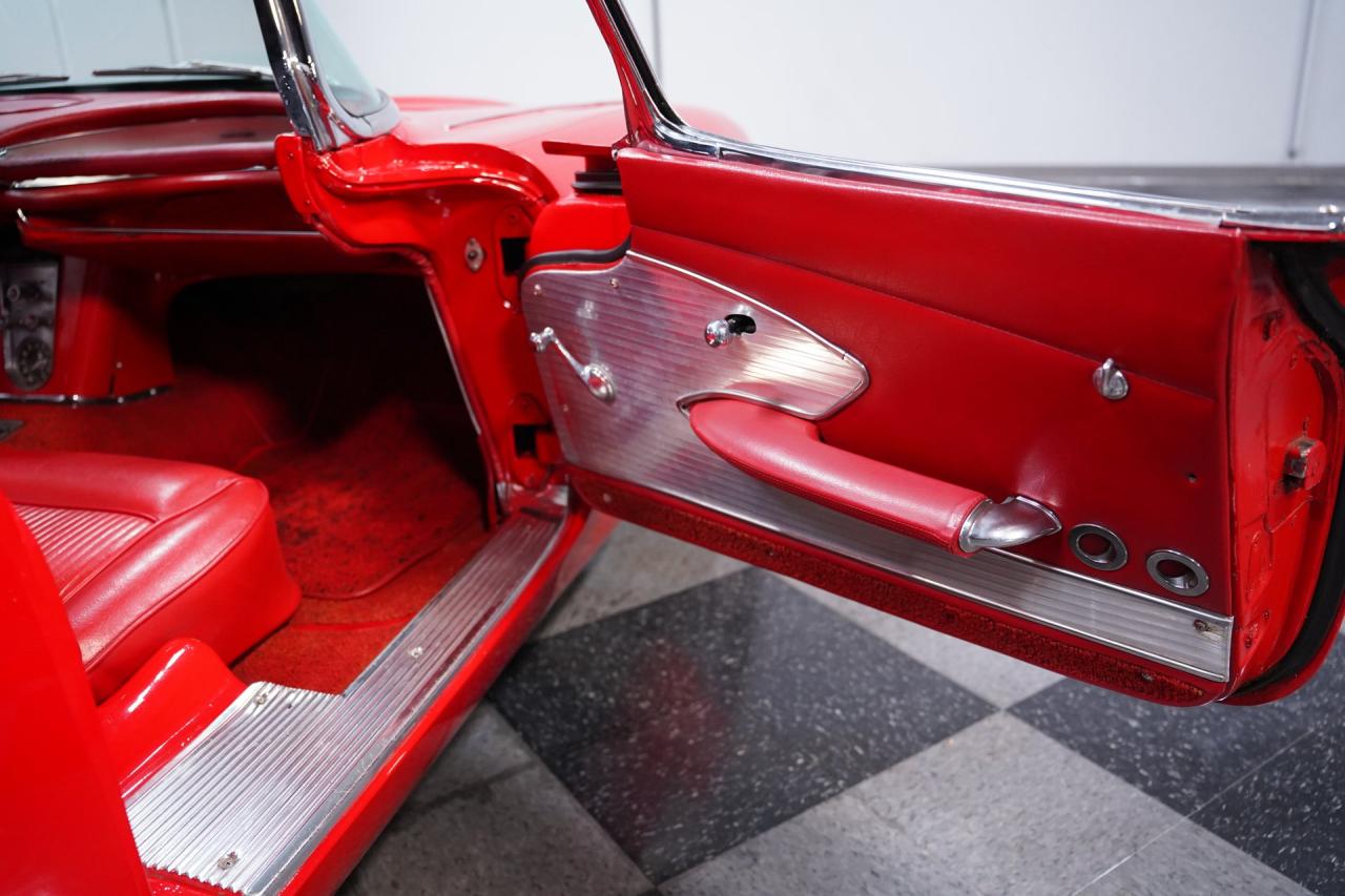 1961 Chevrolet Corvette Convertible
