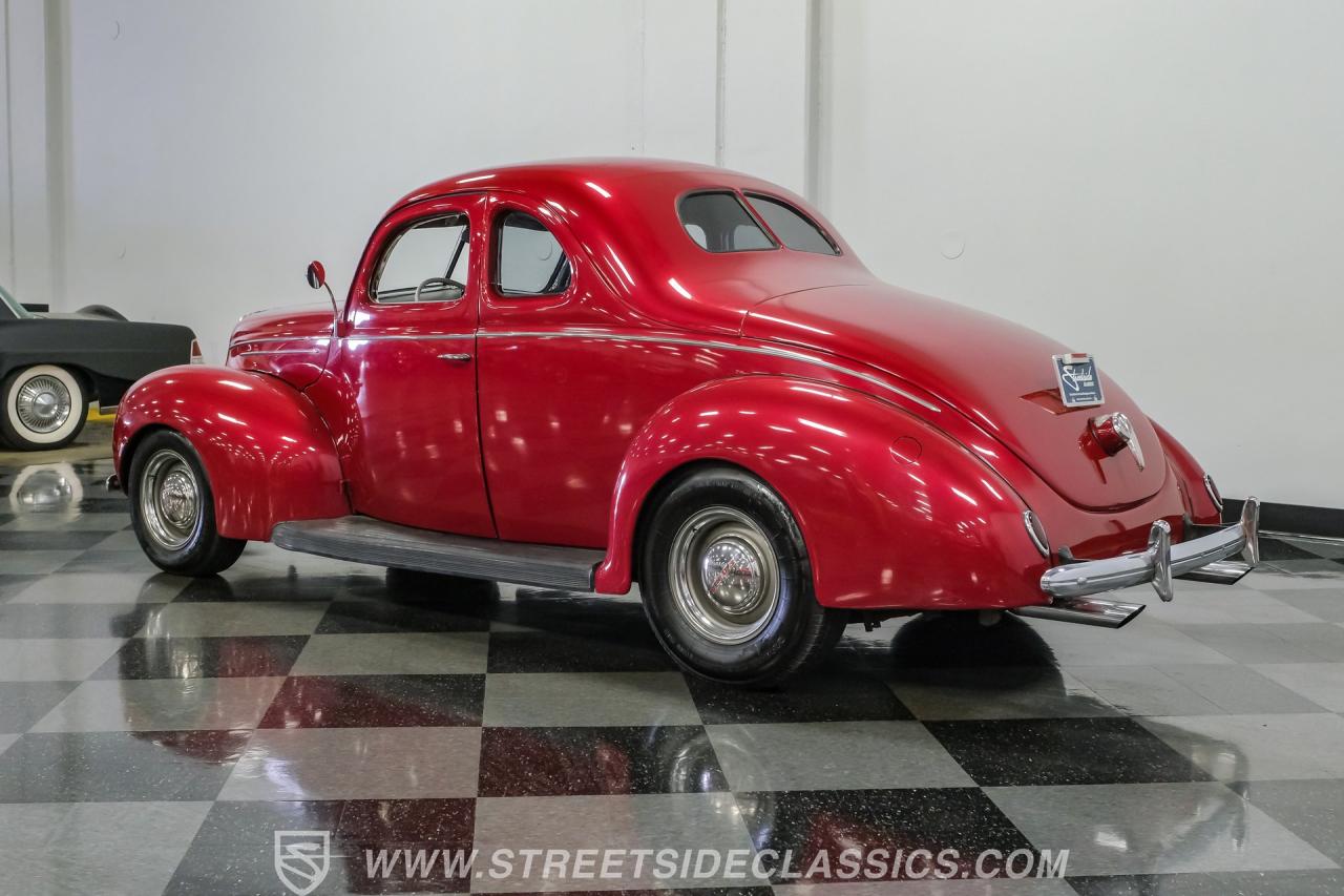 1939 Ford Deluxe Coupe