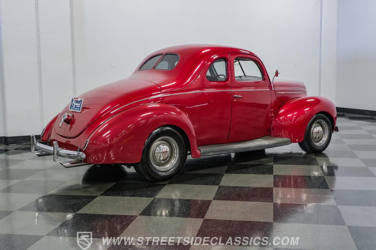 1939 Ford Deluxe Coupe