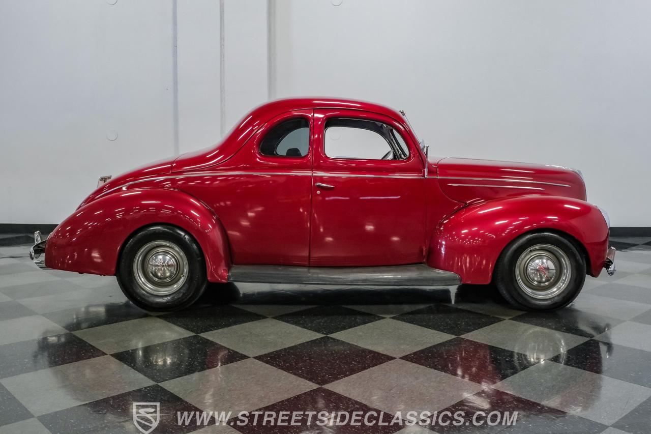 1939 Ford Deluxe Coupe