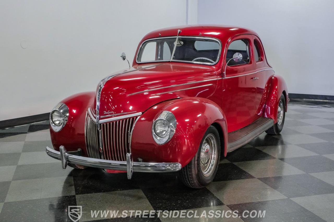 1939 Ford Deluxe Coupe