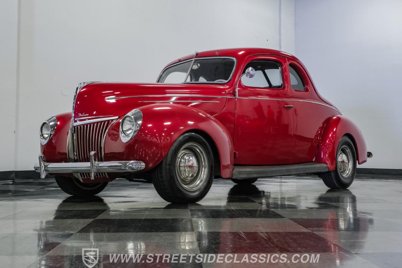 1939 Ford Deluxe Coupe