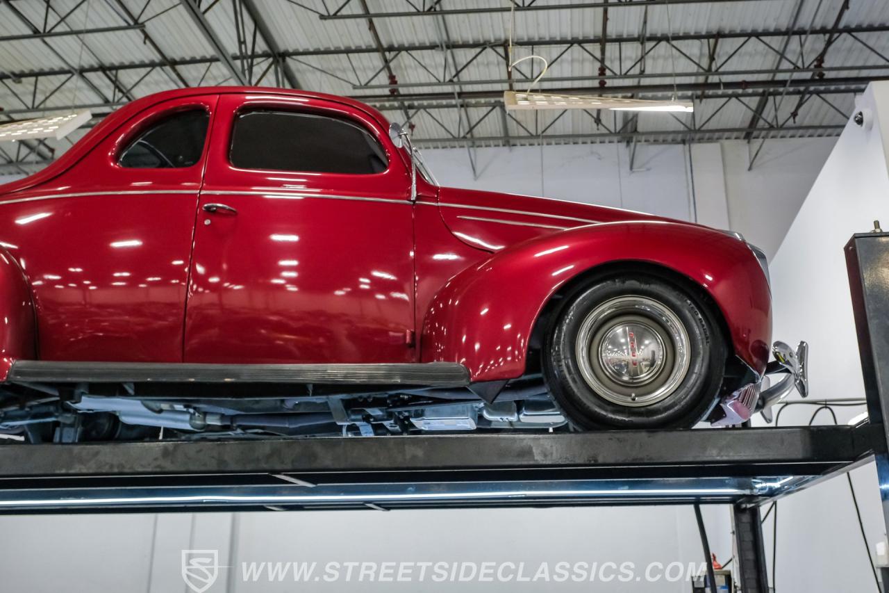 1939 Ford Deluxe Coupe