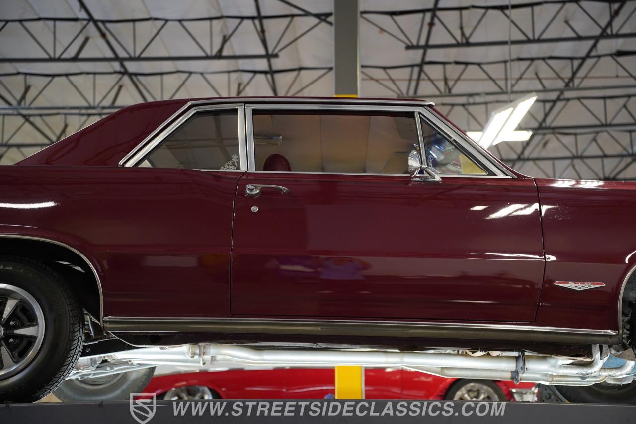 1965 Pontiac LeMans GTO Tribute