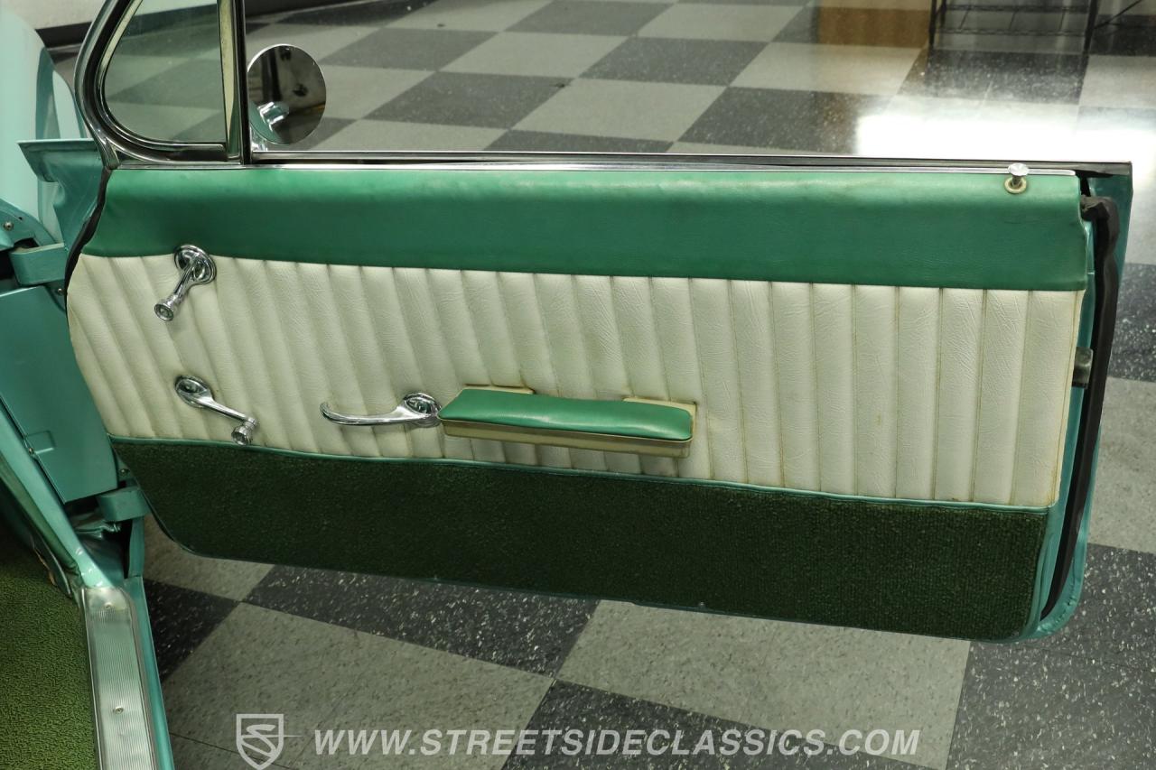 1961 Pontiac Catalina Bubble Top
