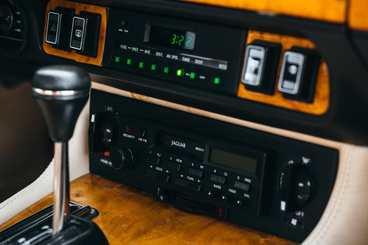 1989 Jaguar 14500 MILE XJS ROUGE EDITION COUPE
