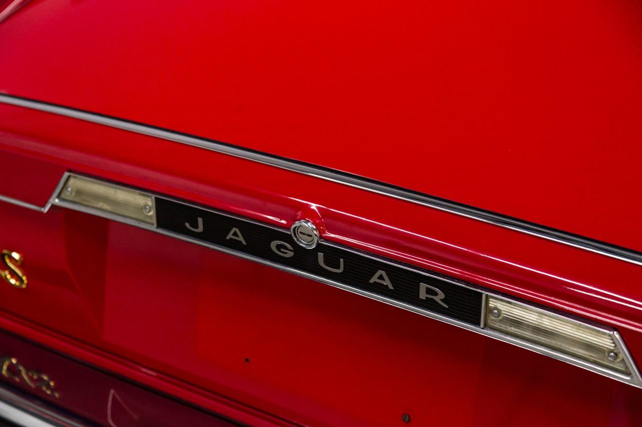1989 Jaguar 14500 MILE XJS ROUGE EDITION COUPE
