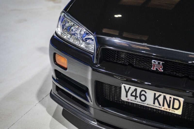 2001 Nissan SKYLINE GT-R