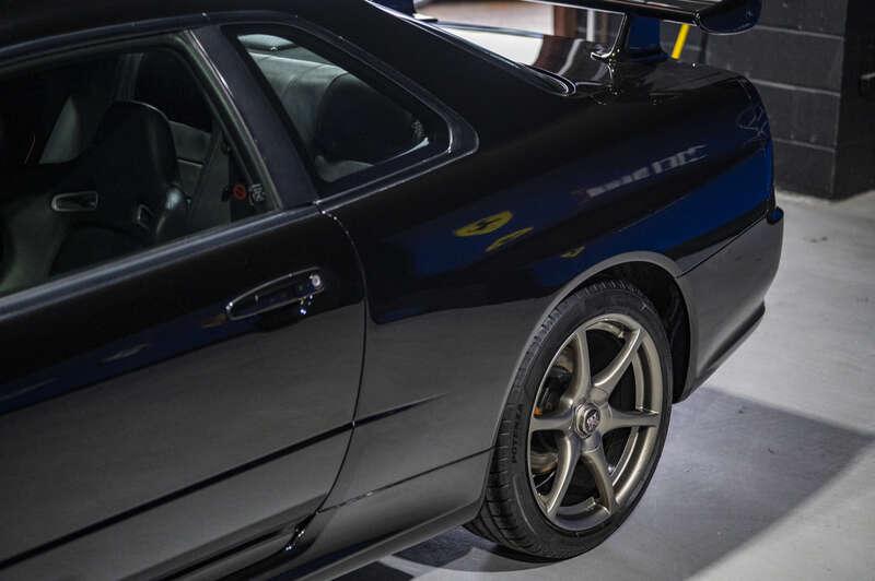 2001 Nissan SKYLINE GT-R
