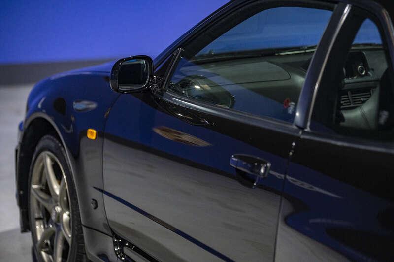 2001 Nissan SKYLINE GT-R