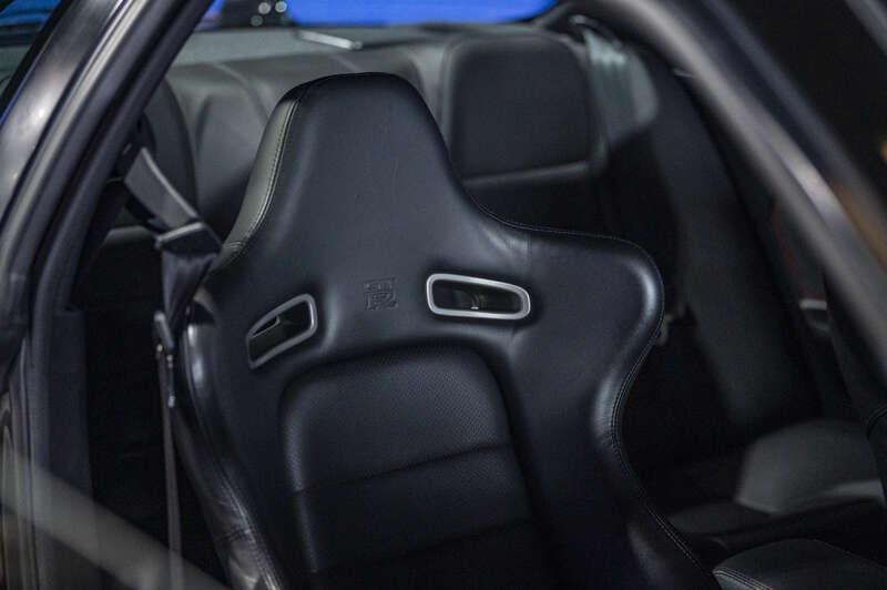2001 Nissan SKYLINE GT-R