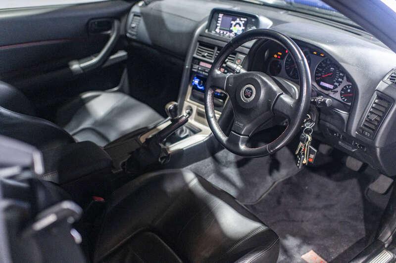 2001 Nissan SKYLINE GT-R