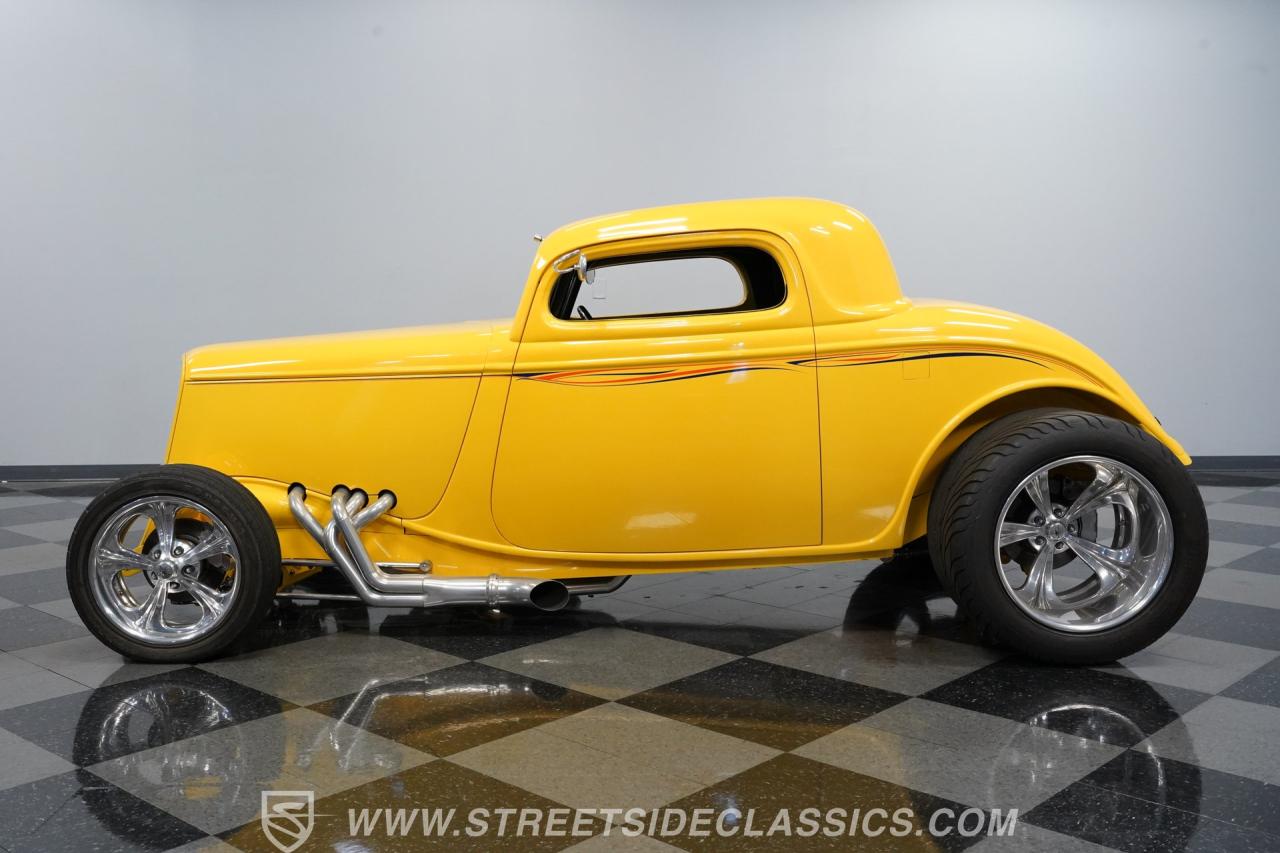 1934 Ford 3-Window Streetrod