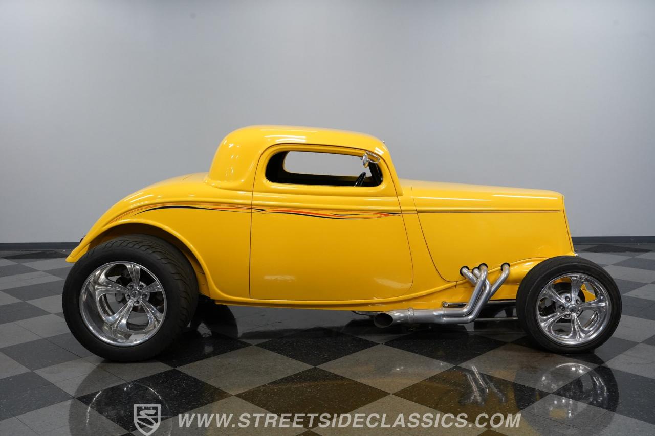 1934 Ford 3-Window Streetrod